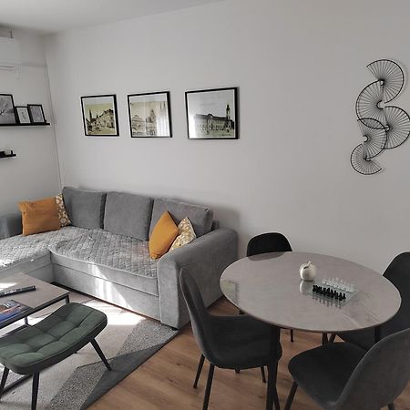Apartman Hd Ðakovo Exteriér fotografie