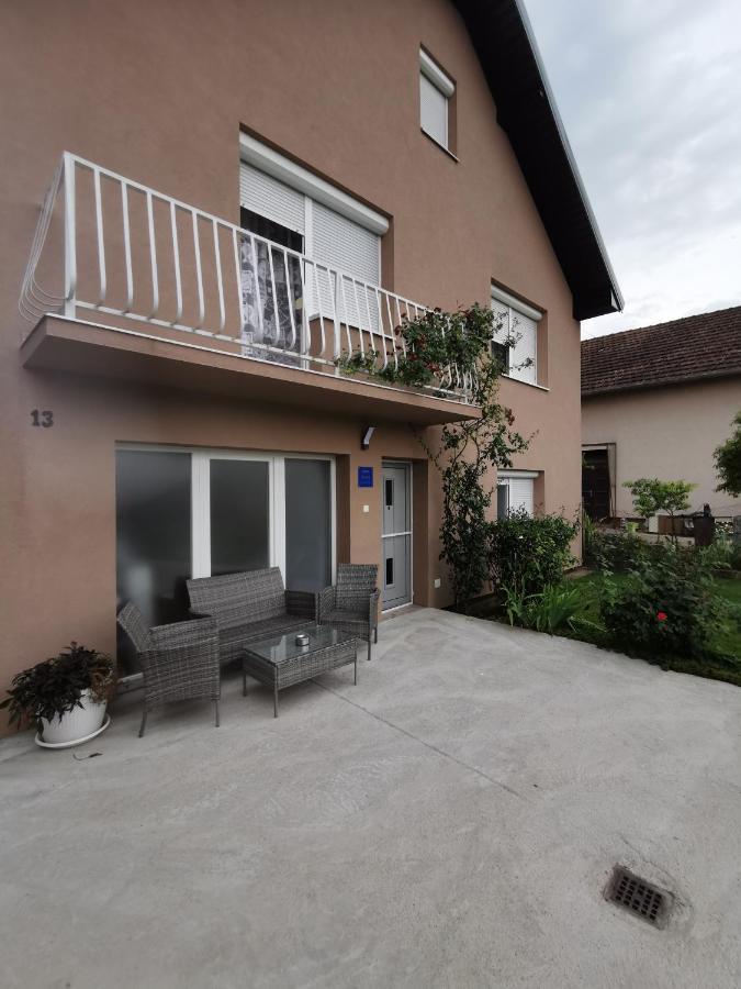 Apartman Hd Ðakovo Exteriér fotografie