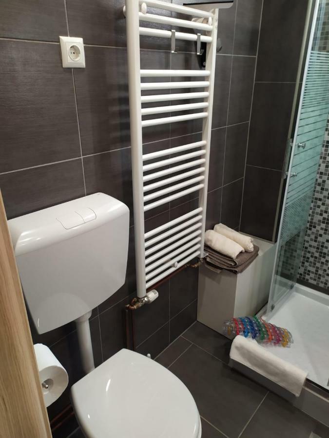 Apartman Hd Ðakovo Exteriér fotografie